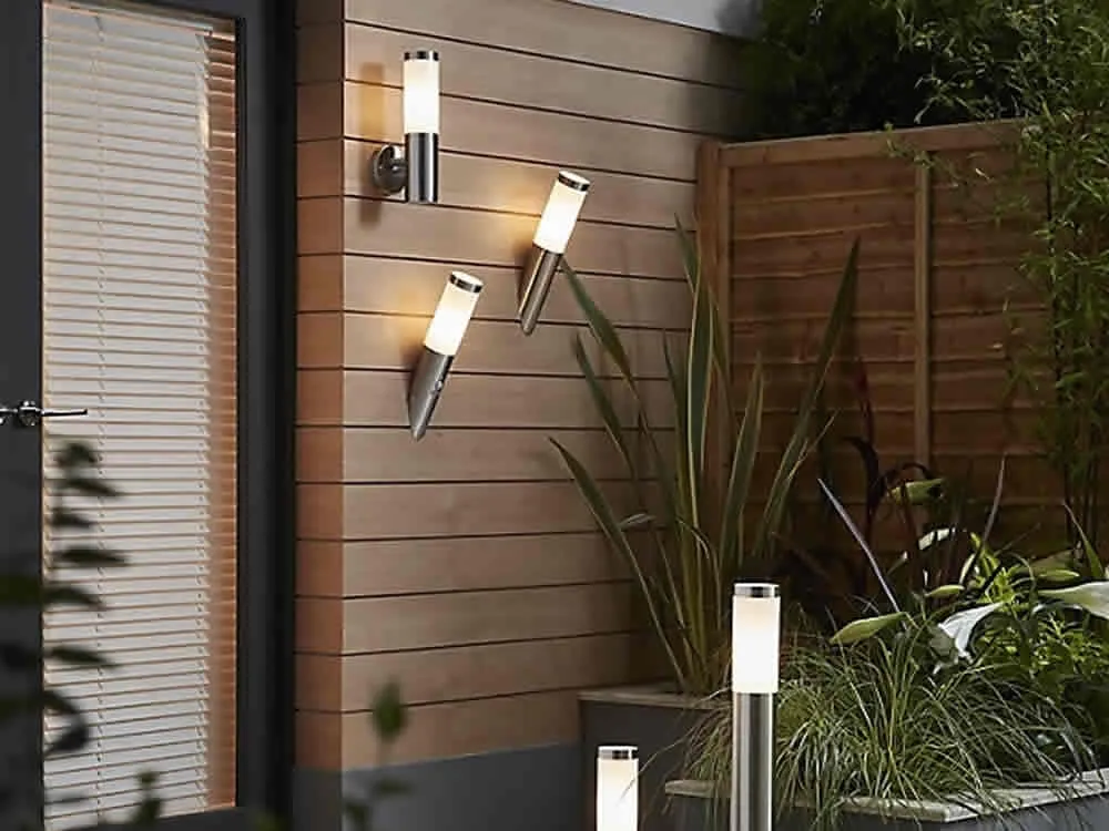 outdoor light fitting in Preston